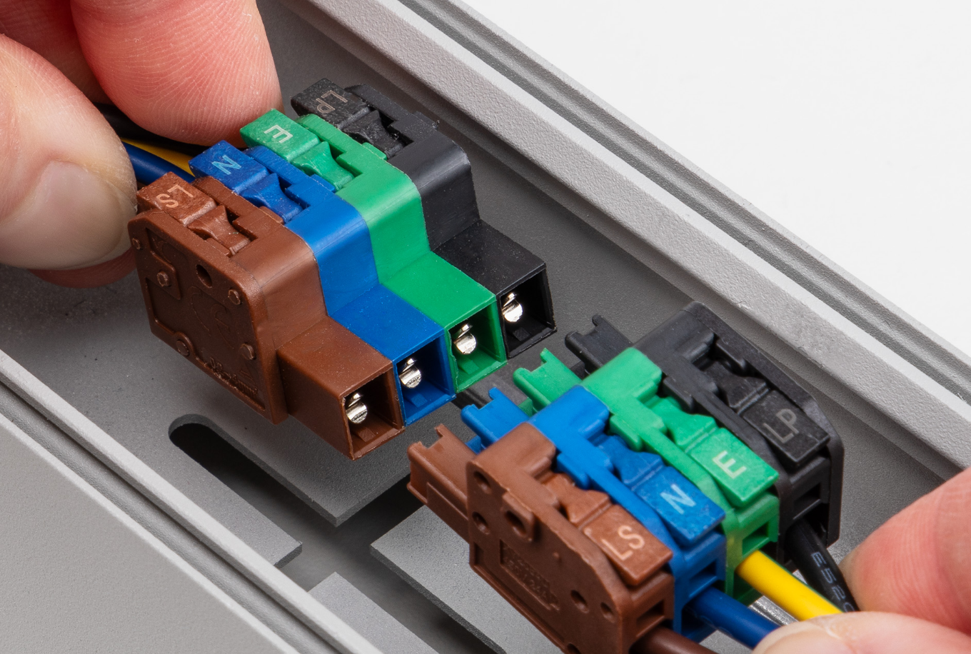 Colour coded terminals 